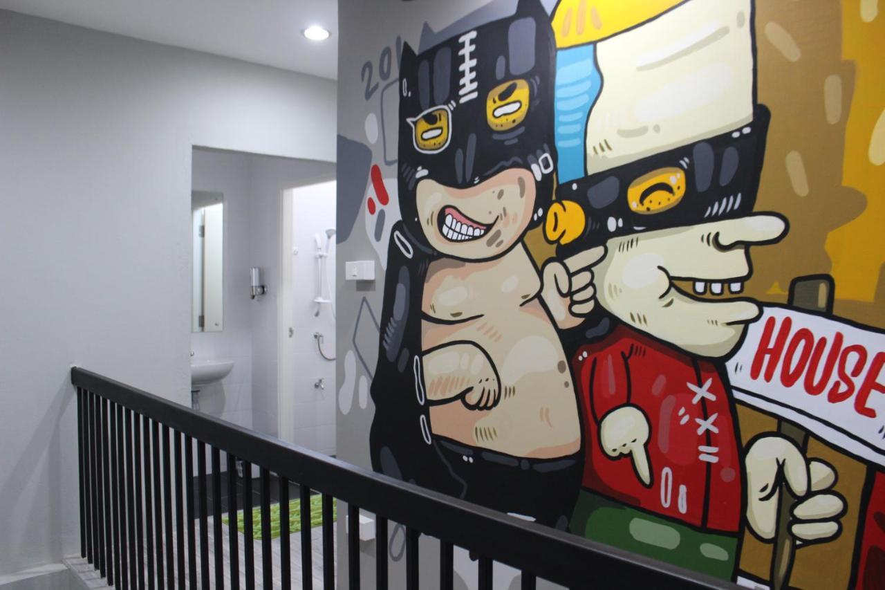 Enjoy House Hostel Chiang Mai Buitenkant foto