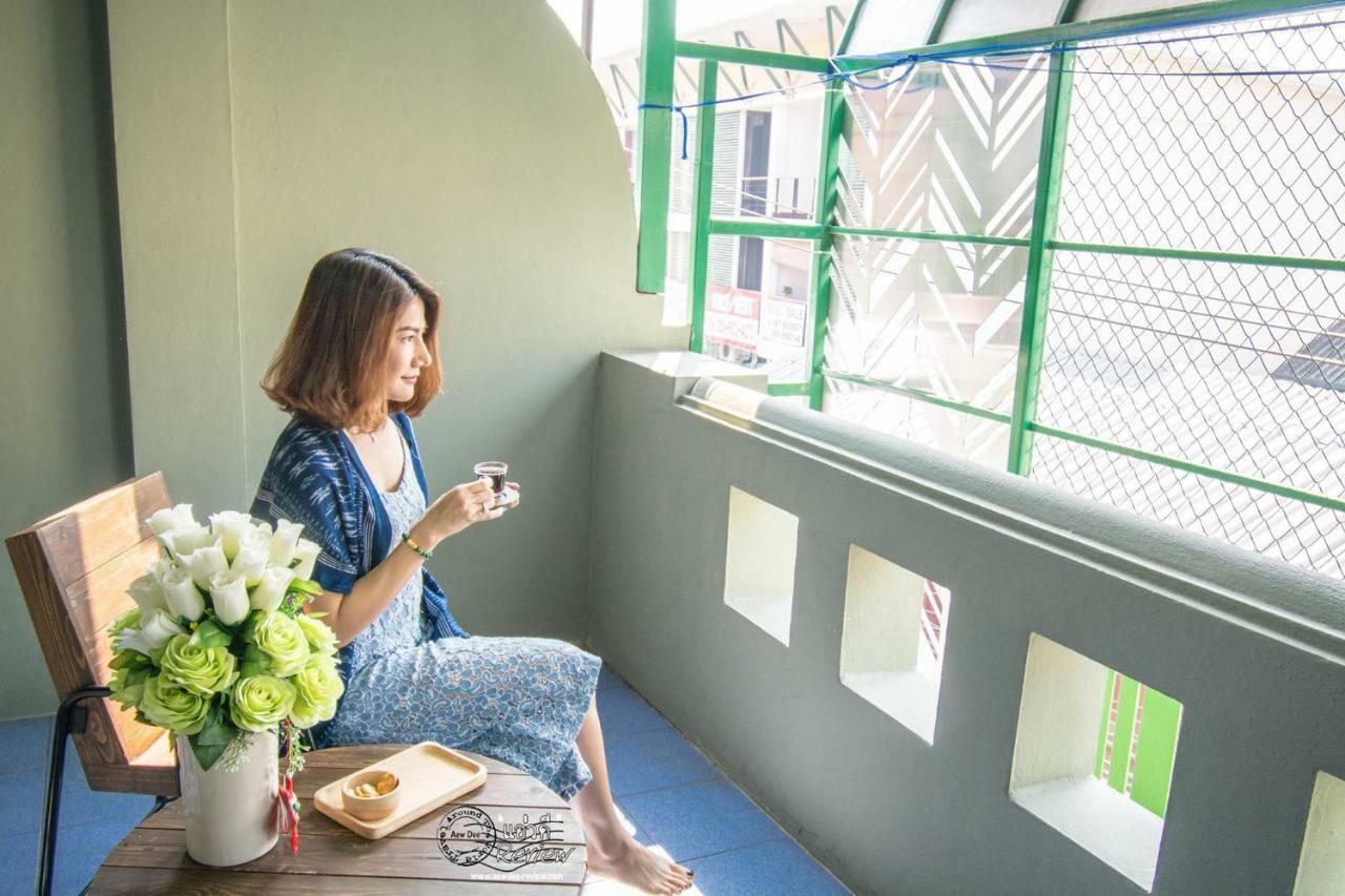 Enjoy House Hostel Chiang Mai Buitenkant foto