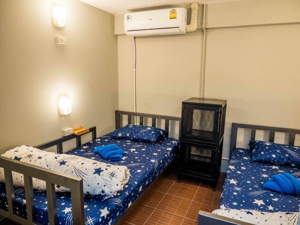 Enjoy House Hostel Chiang Mai Buitenkant foto