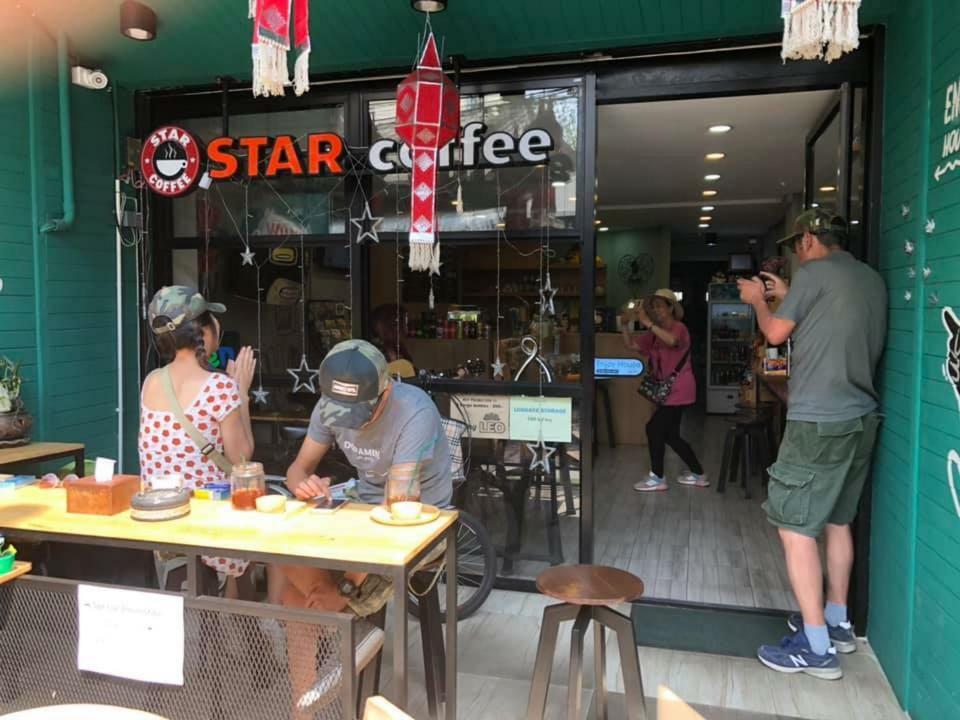Enjoy House Hostel Chiang Mai Buitenkant foto